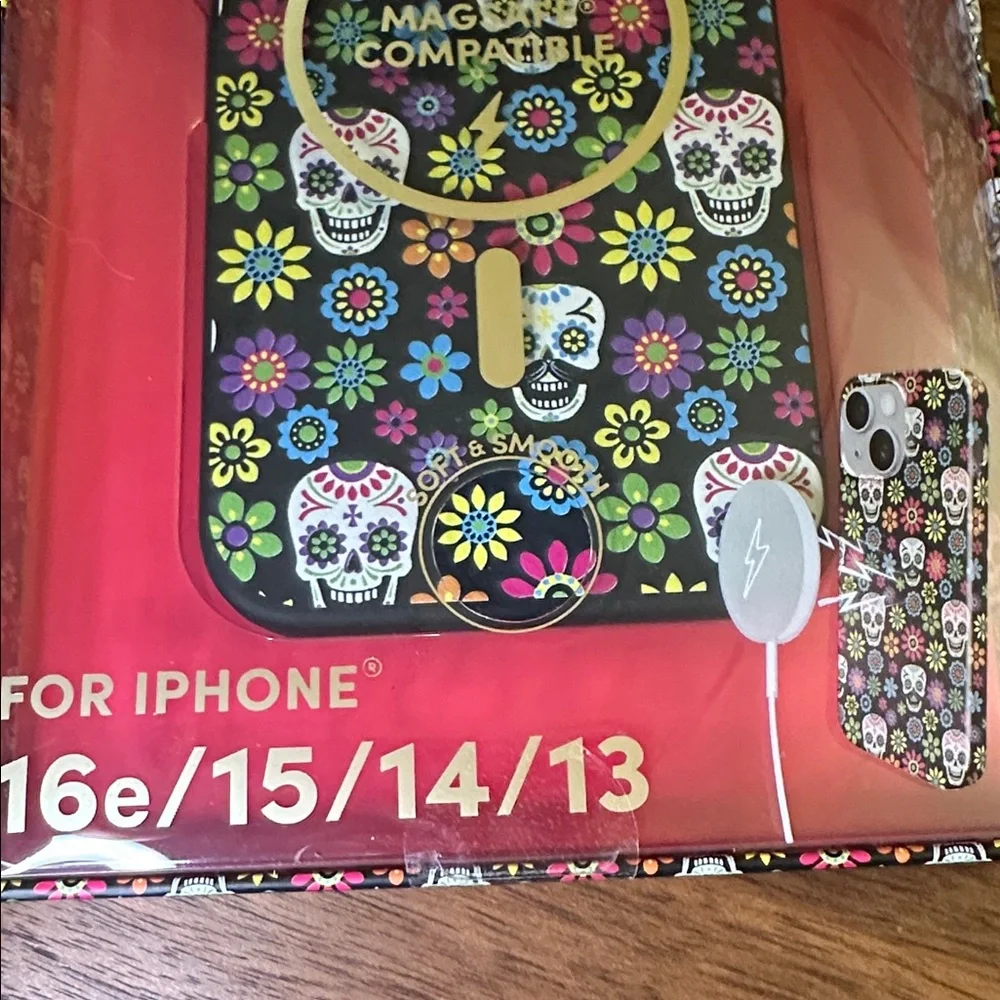 XO POPPY SUGAR SKULL black IPHONE 16e/15/14/13 case